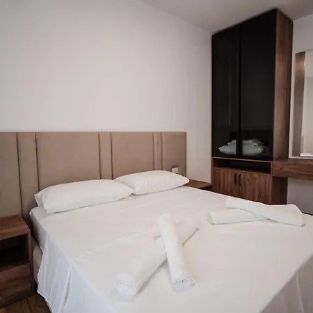 Fuya Apartment