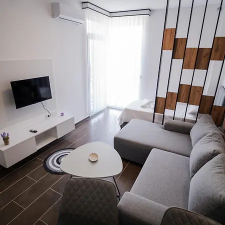 Fuya Apartment